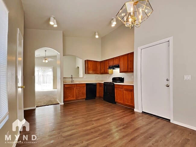 Foto del edificio - 8617 W Echo Ln