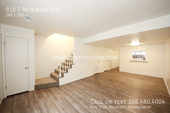 Foto del edificio - 918 F McKinley Ave