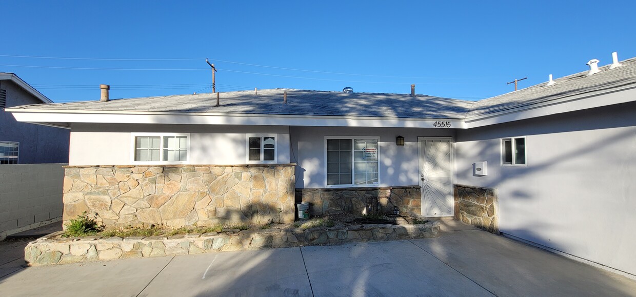 Primary Photo - 45515 3rd St E