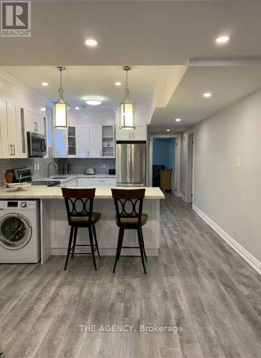 Building Photo - 12 Embro Dr