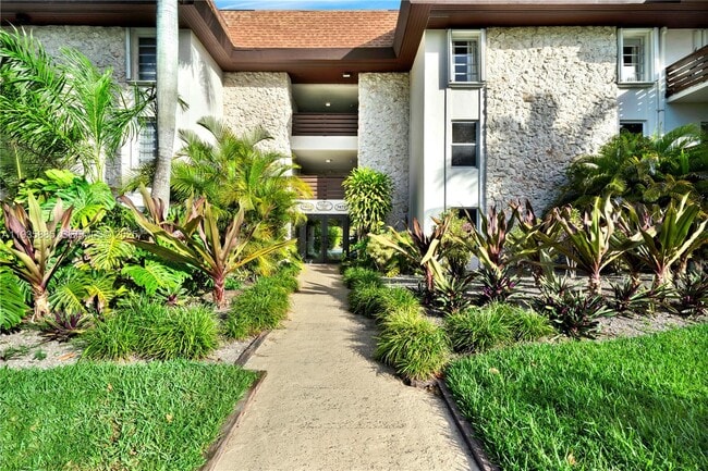 Building Photo - 7477 SW 82nd St