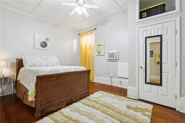 Foto del edificio - 915 N Tonti St