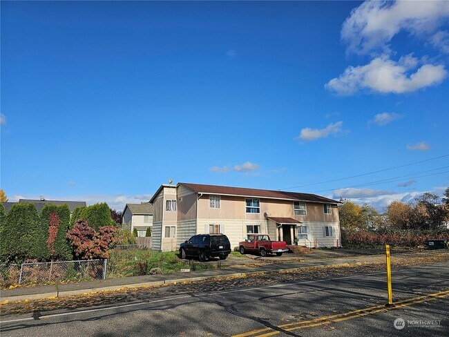 Foto del edificio - 429 1st Ave N