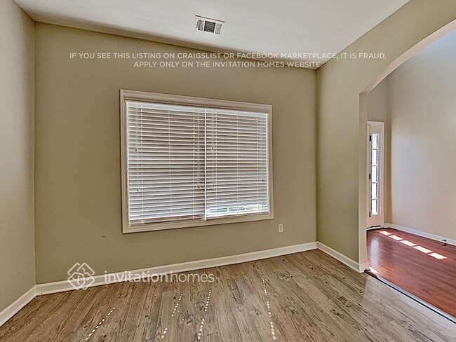 Building Photo - 1734 Dees Dr