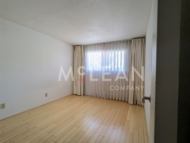 Foto del edificio - Palm Springs Villas I #208 - Upper Unit