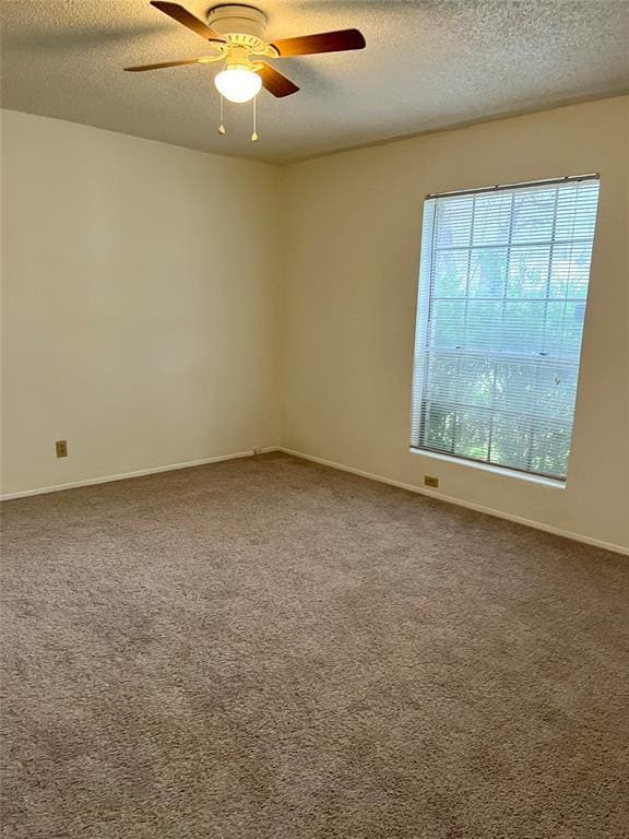Building Photo - 4418 Dove Dr