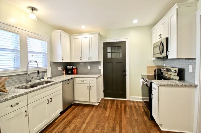 Foto del edificio - 5037 Walnut St
