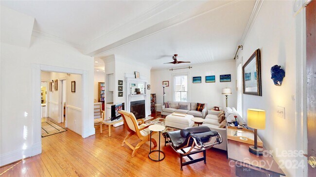 Foto del edificio - 513 N Pine St