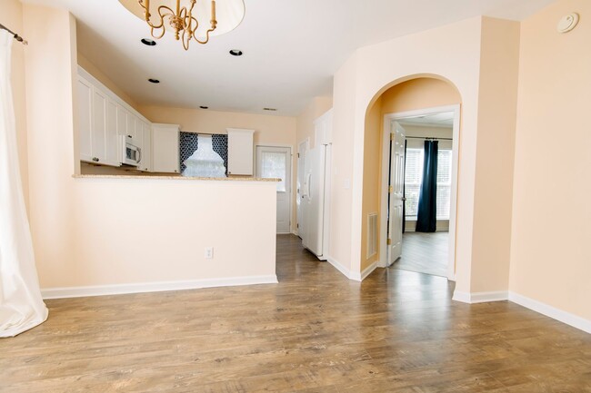 Building Photo - Charming 3 BR/2 BA Ranch Home in NW Raleigh