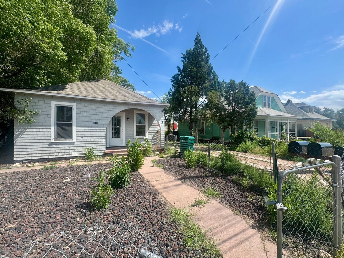 Primary Photo - Brookside (130)