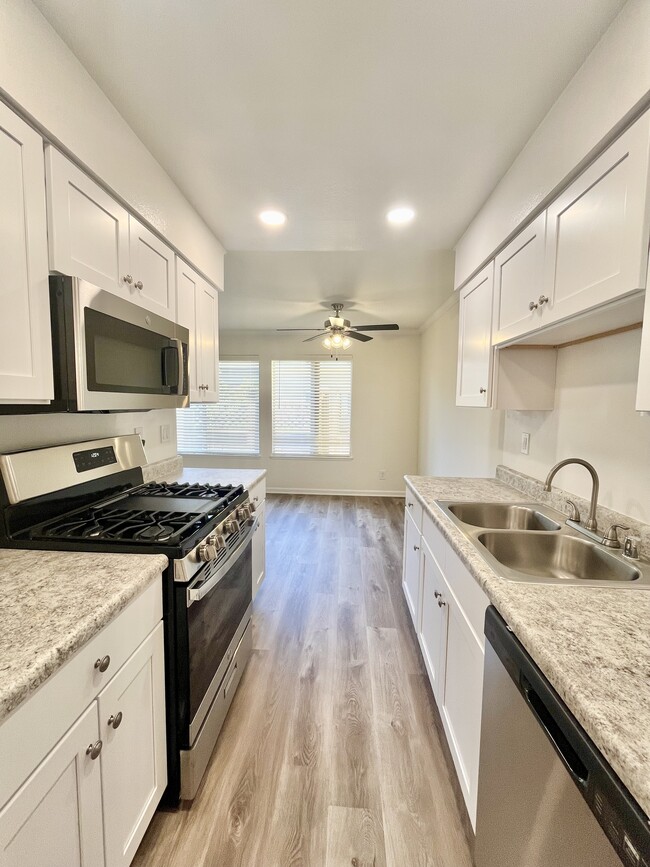 Building Photo - Bridgeport Apartment Homes