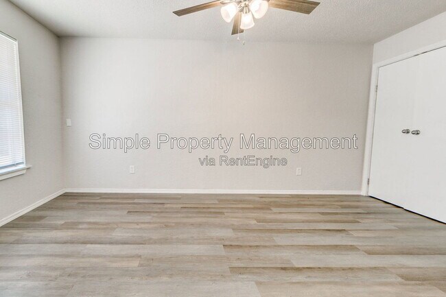 Foto del edificio - 5832 NW 31st Terrace