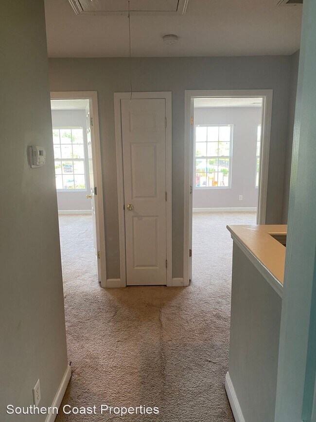 Building Photo - 4 br, 3 bath House - 613 Atkinson Drive