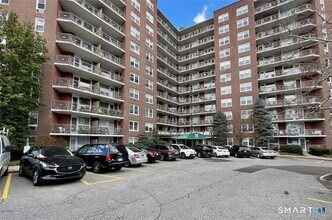 Building Photo - 91 Strawberry Hill Ave