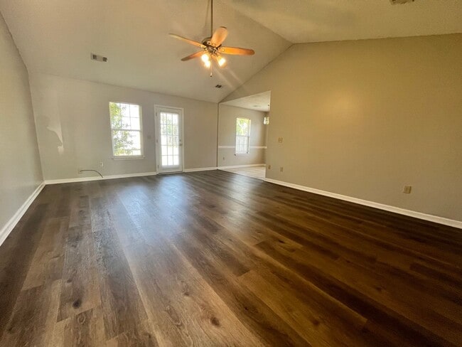 Building Photo - 111 Grindstaff Dr