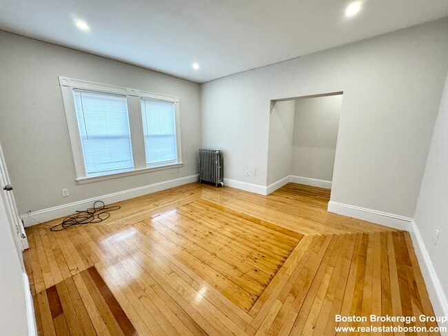 Building Photo - 3 Mt Vernon St