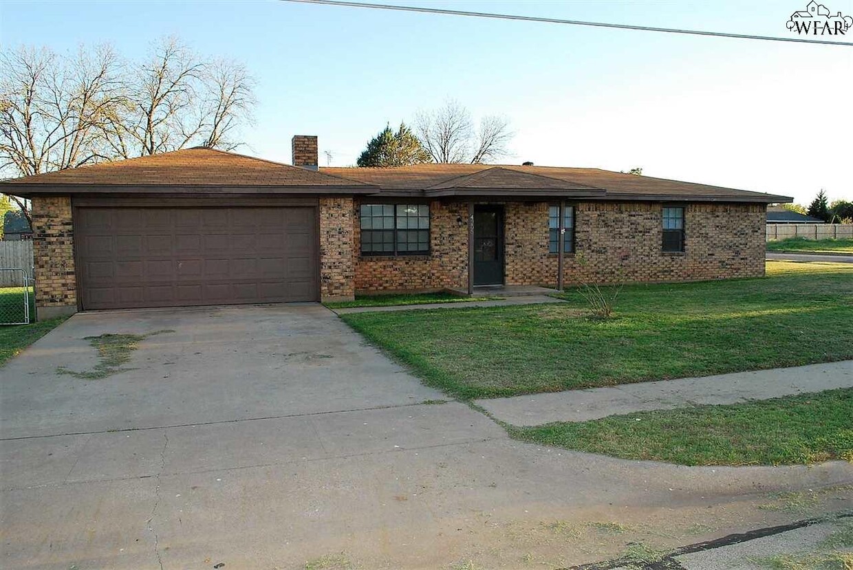 4205 Wrangler Dr, Wichita Falls, TX 76306 House for Rent in Wichita