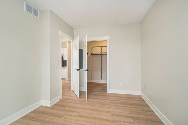 Building Photo - 3066 Fayette Ave SW