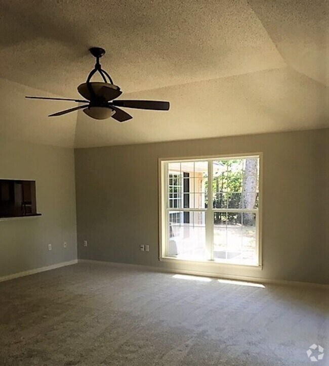 Building Photo - 7310 Anela Pl