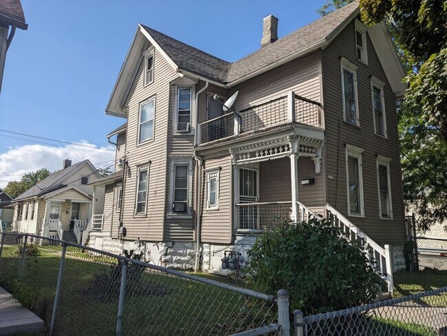 Foto del edificio - 2557 N 8th St