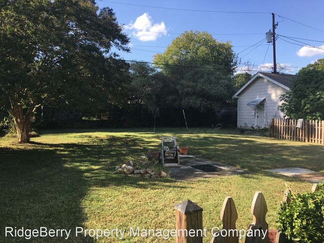 Building Photo - 2 br, 1 bath House - 80 2nd Shannon St