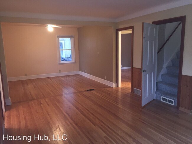 Building Photo - 3 br, 2 bath House - 632 Morgan Ave South