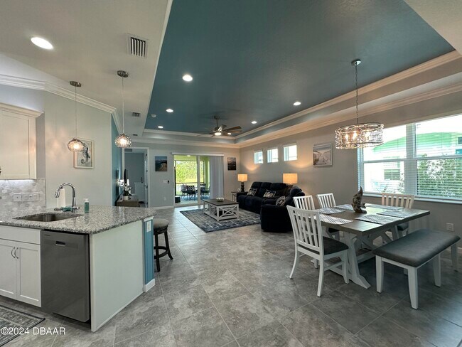 Building Photo - 811 Margaritaville Ave