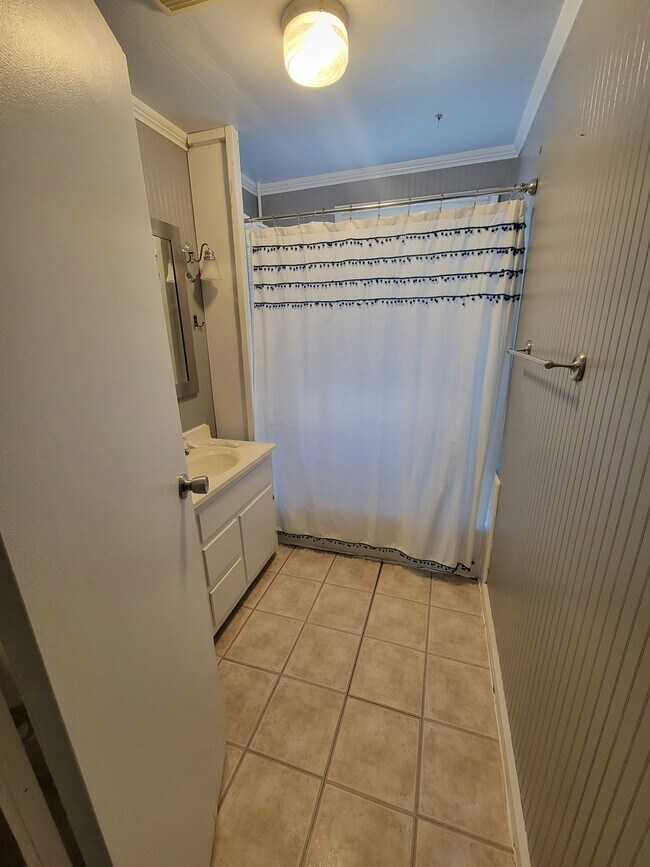 Foto del edificio - 307 E 9th St