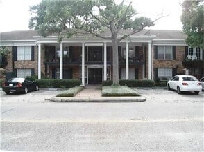 Building Photo - 3400 Timmons Ln