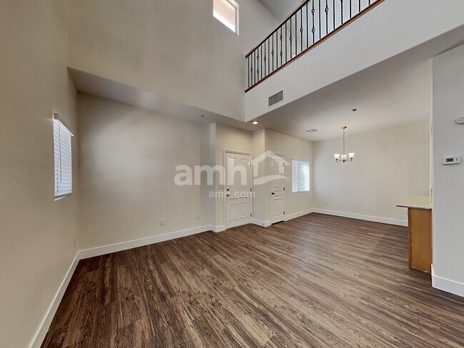 Building Photo - 10482 Tuscany Rose Court