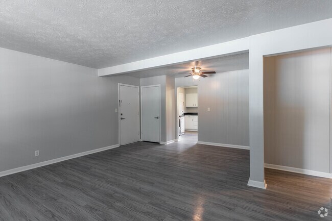 2 Hab, 1 Ba - 980 ft² - Patriot Greenbrier (FKA Greenbrier Gardens)