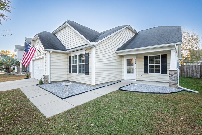 Building Photo - 1624 Cabelas Pl