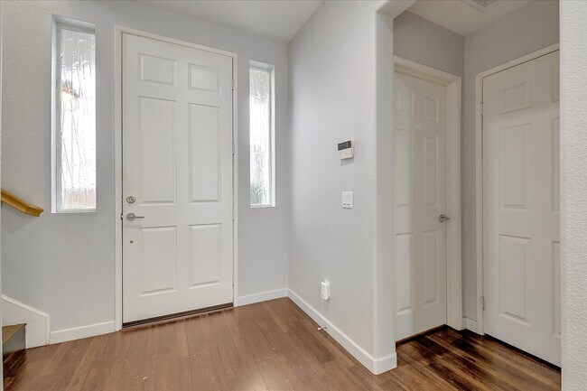Building Photo - 11891 Westview Pky