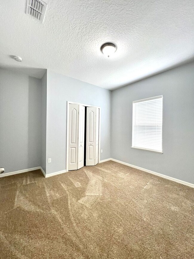 Foto del edificio - 5588 Sycamore Canyon Dr