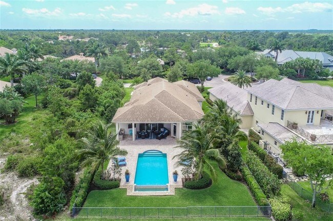 Building Photo - 6251 SE Moss Ridge Pointe