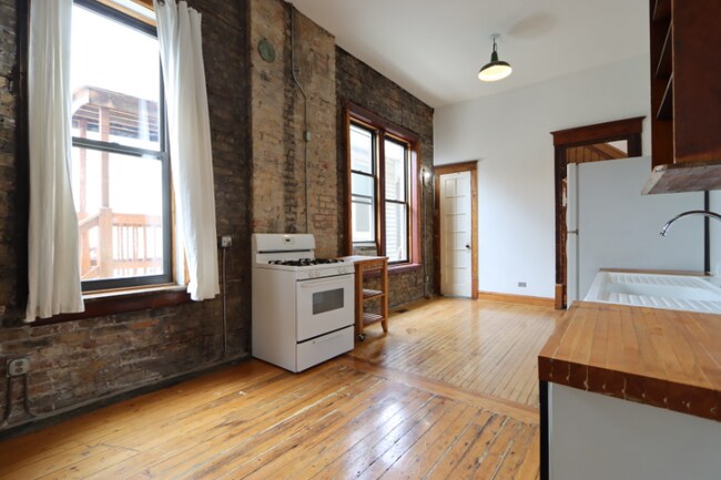 Foto del edificio - 1849 W Cullerton St