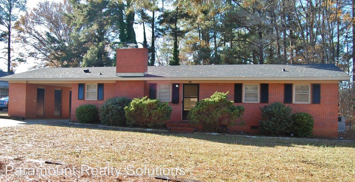 Foto principal - 2 br, 2 bath House - 214 Benson Road