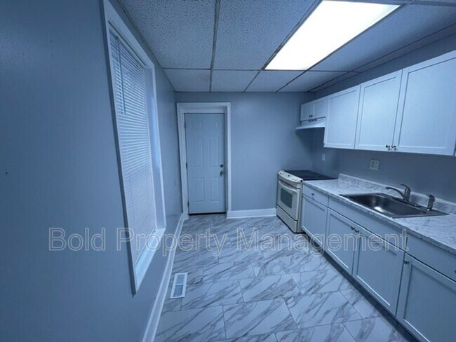 Building Photo - 1431 Muhlenberg St