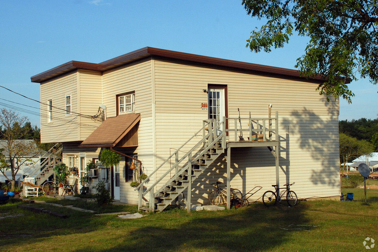 Building Photo - 423 Shippensburg Rd