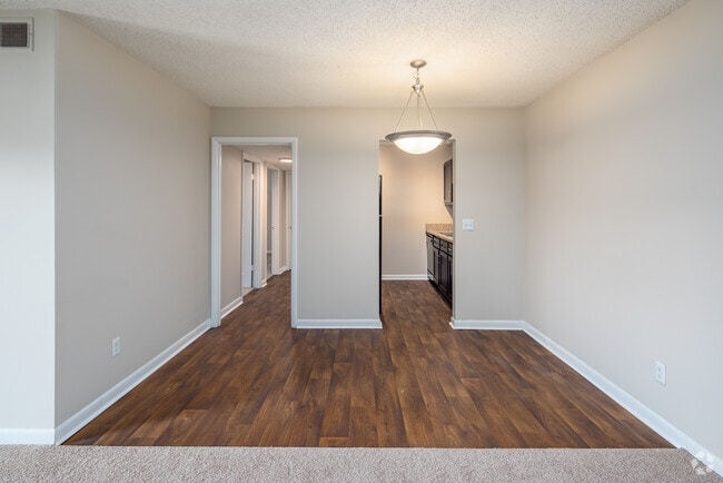 2BR, 1BA - 1,028SF - Dining Area - Candlewood