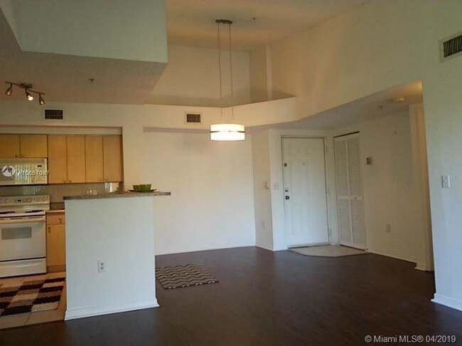 Standanrd apartamento $1.650 - 2401 W Preserve Way