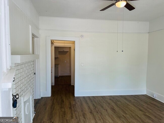 Foto del edificio - 410 Alford St