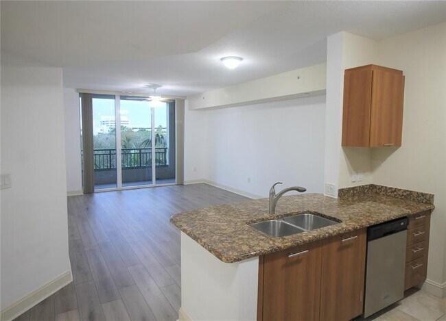 Foto del edificio - 510 NW 84th Ave