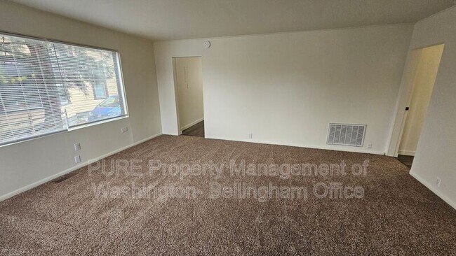 Foto del edificio - 1611 E Street