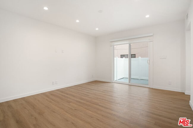 Building Photo - 2908 141st Pl