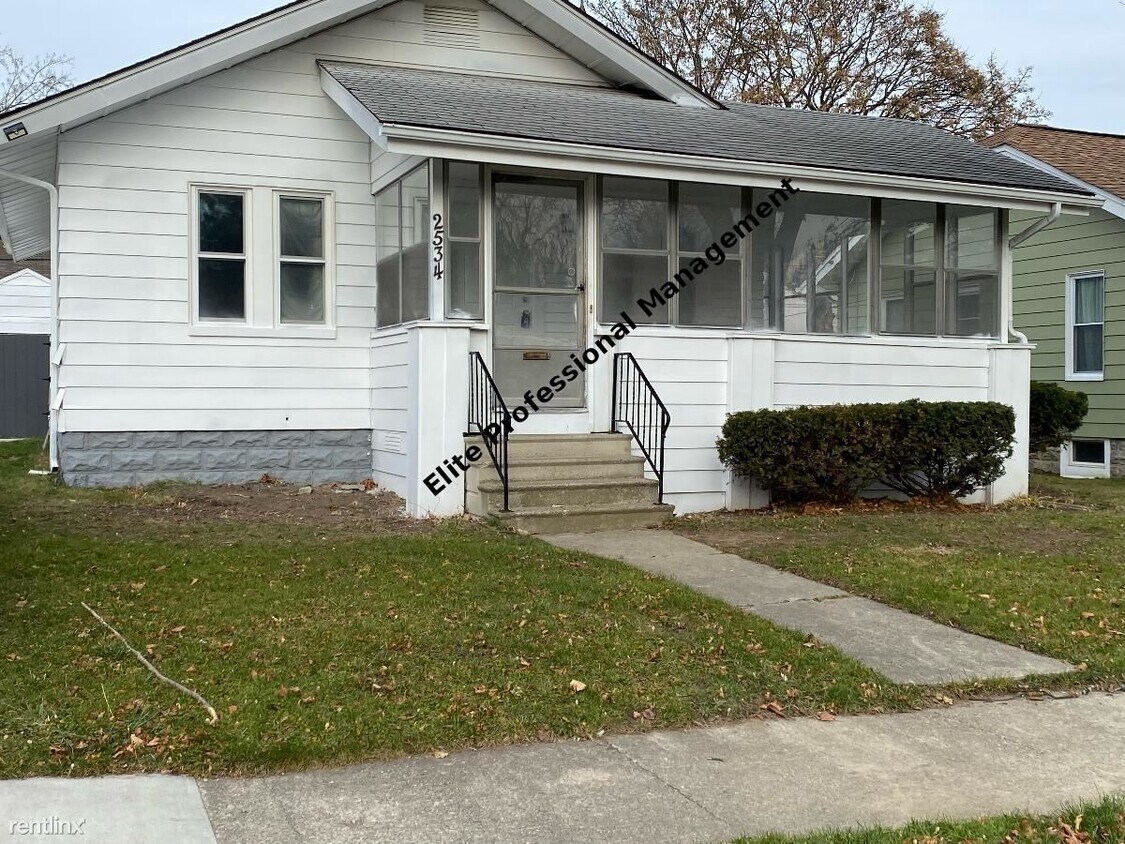 Primary Photo - 2 br, 1 bath House - 2534 Tiffin St