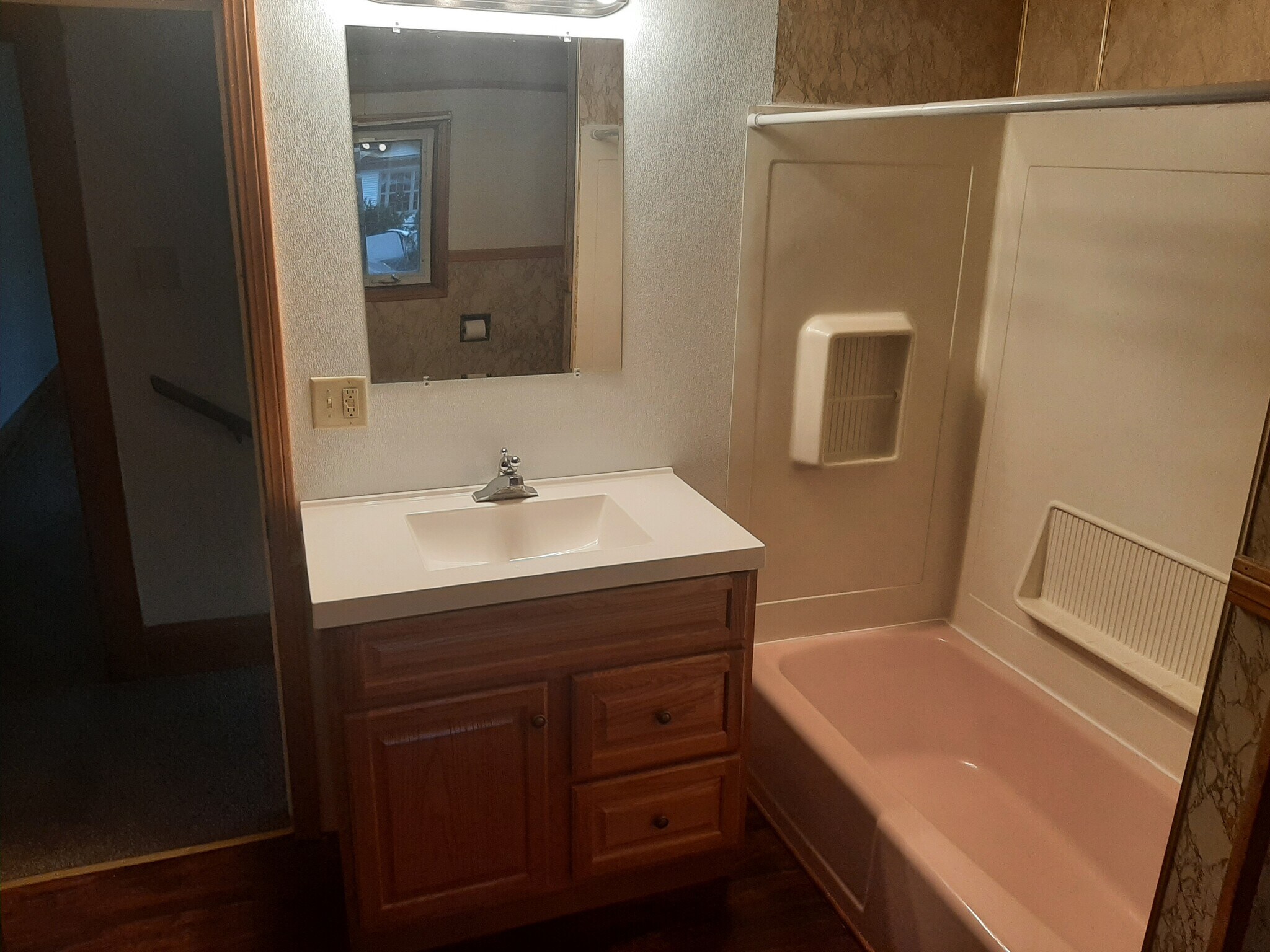 157 W 7th St Salem, OH 44460 – photo 4