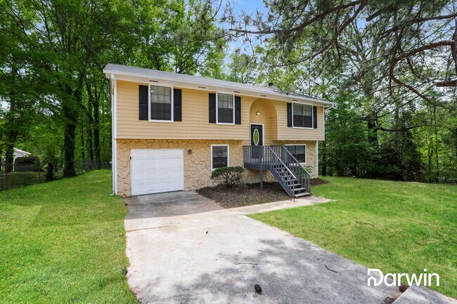 Building Photo - 3481 Riverchase Dr, Decatur, GA 30034