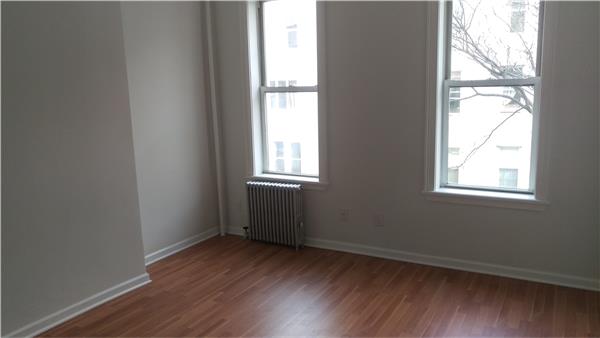 Foto del edificio - 2819 Astoria Blvd