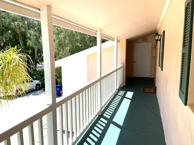 Building Photo - 777 Turtle Cove Ln